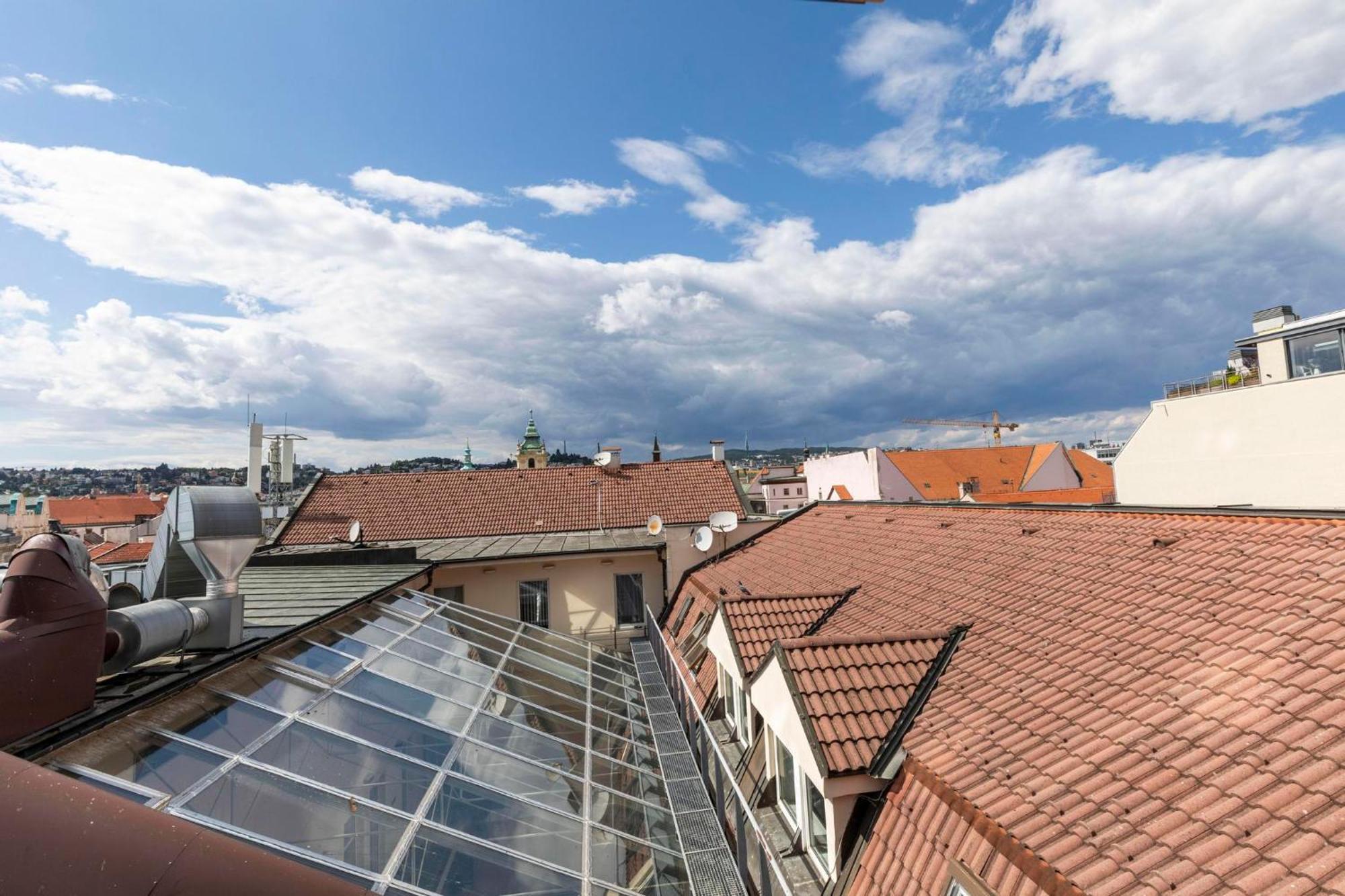Family Hub In Centre Bratislava Exterior foto
